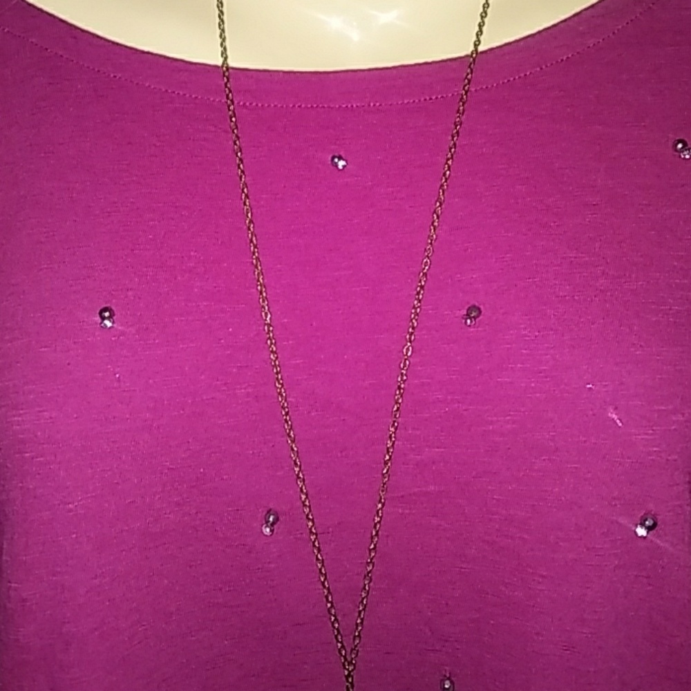 New Dark pink top with a bit of shine - Picture 2 of 2